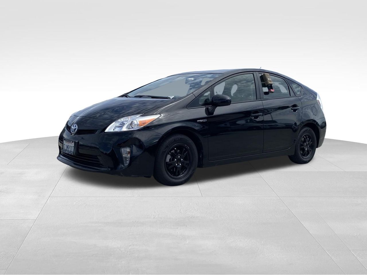 2015 Toyota Prius Three photo 6