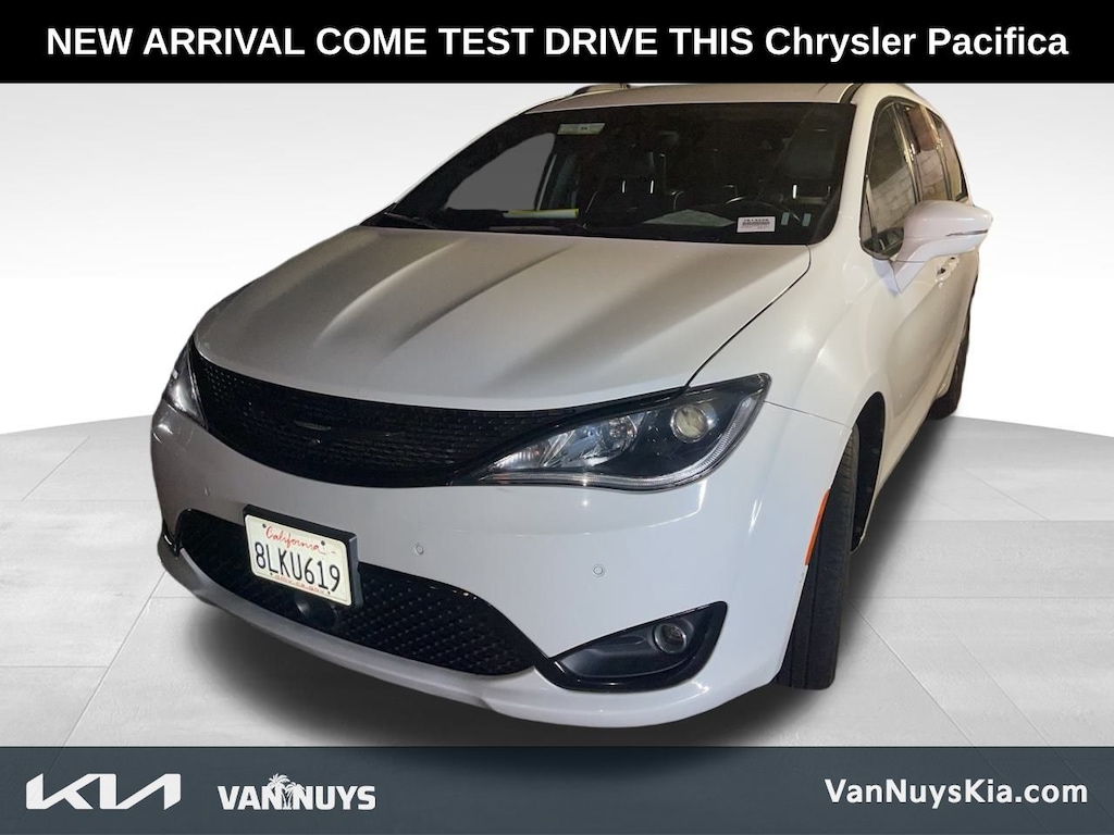 Used 2019 Chrysler Pacifica Limited Van Passenger Van