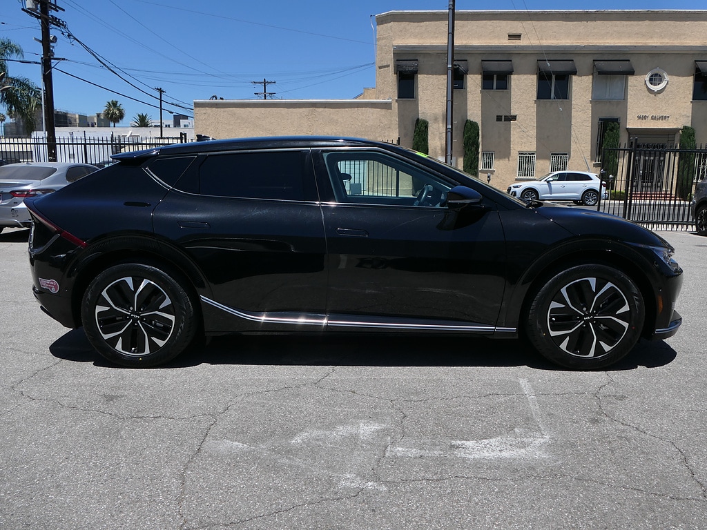 Used 2024 Kia EV6 Wind with VIN KNDC34LA5R5214126 for sale in Los Angeles, CA
