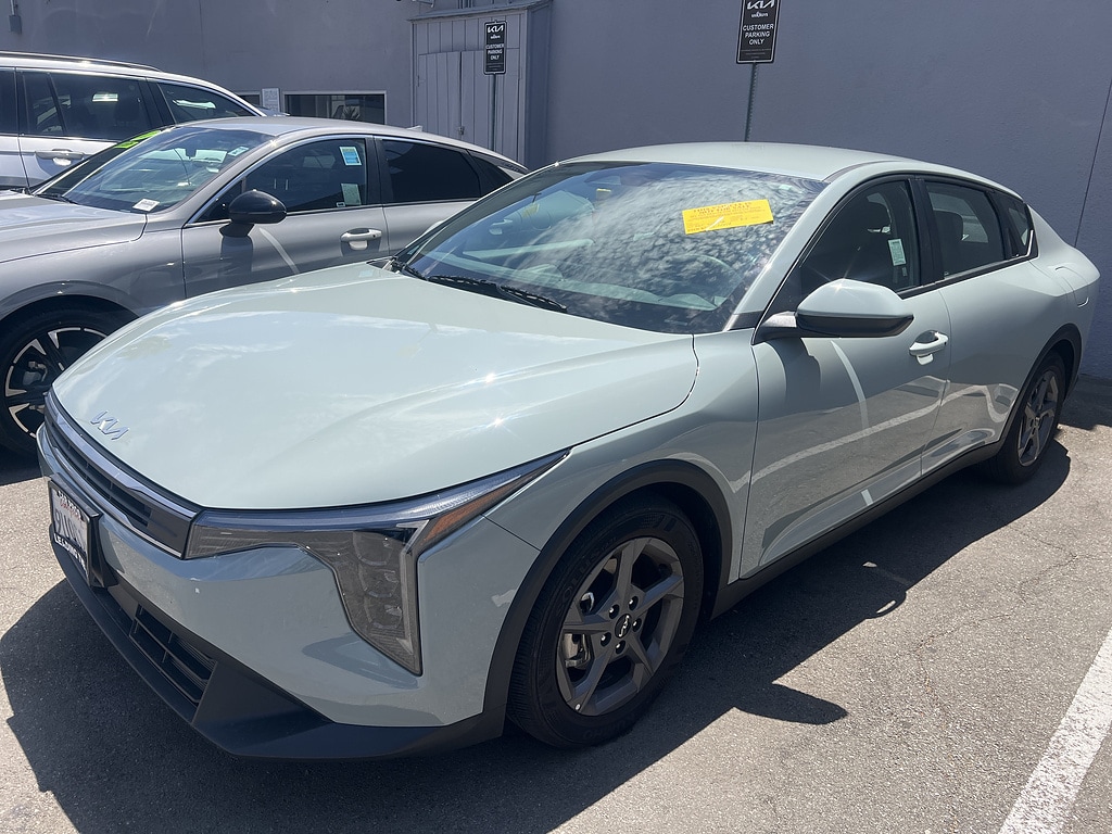 Used 2025 Kia K4 Sedan