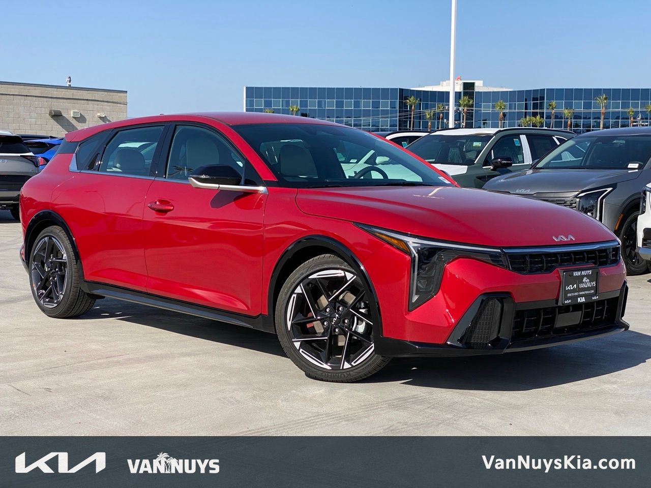 2026 Kia K4 GT-Line AT Hatchback's photo