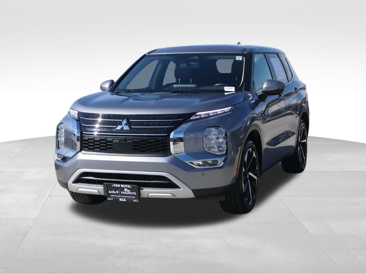 2024 Mitsubishi Outlander SE photo 6