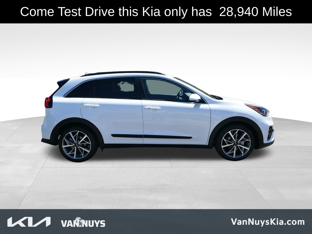 Certified 2022 Kia Niro Touring SE with VIN KNDCC3LC9N5495224 for sale in Los Angeles, CA