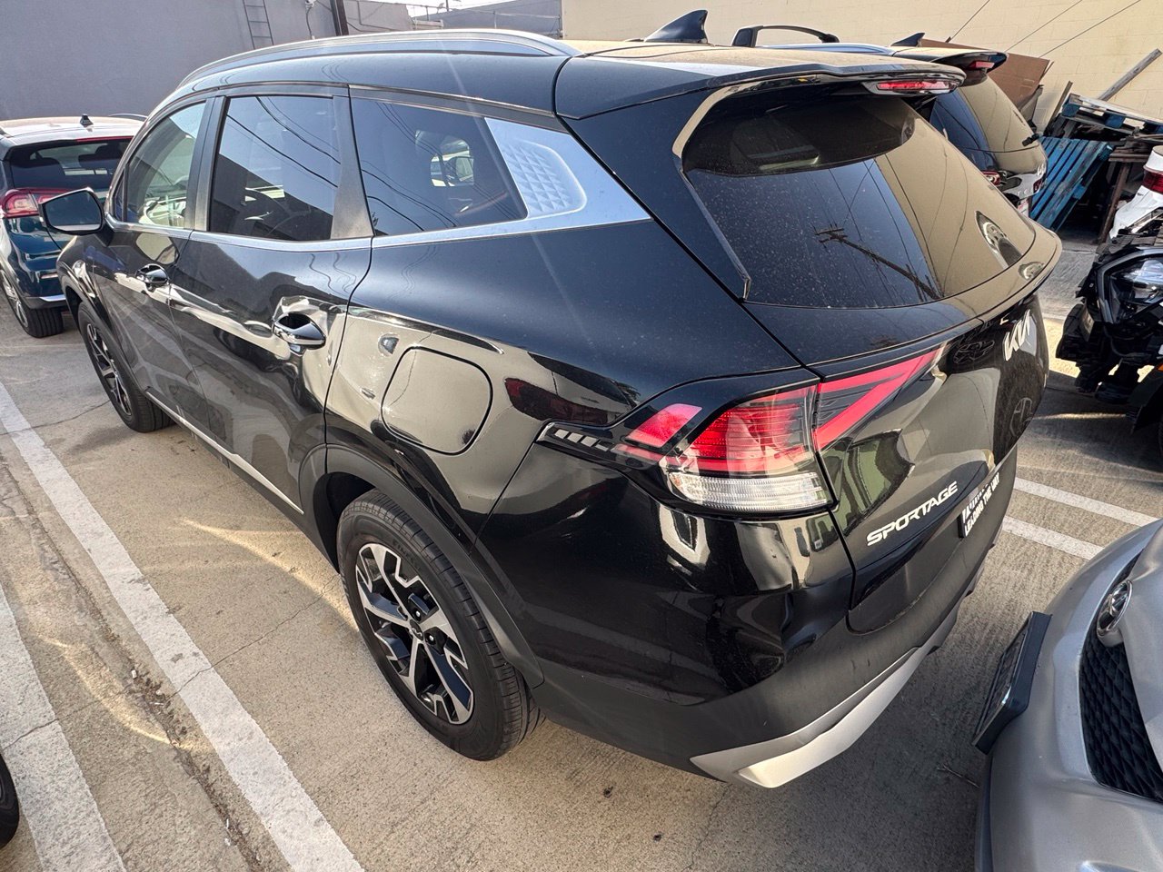 Used 2023 Kia Sportage Hybrid EX SUV