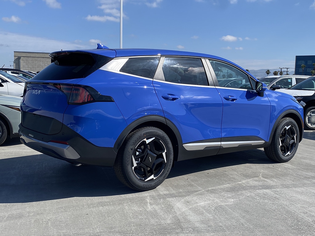 New 2026 Kia Sportage EX