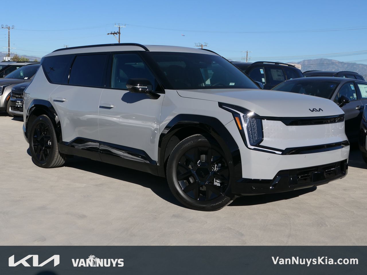 2026 Kia EV9 Land's photo