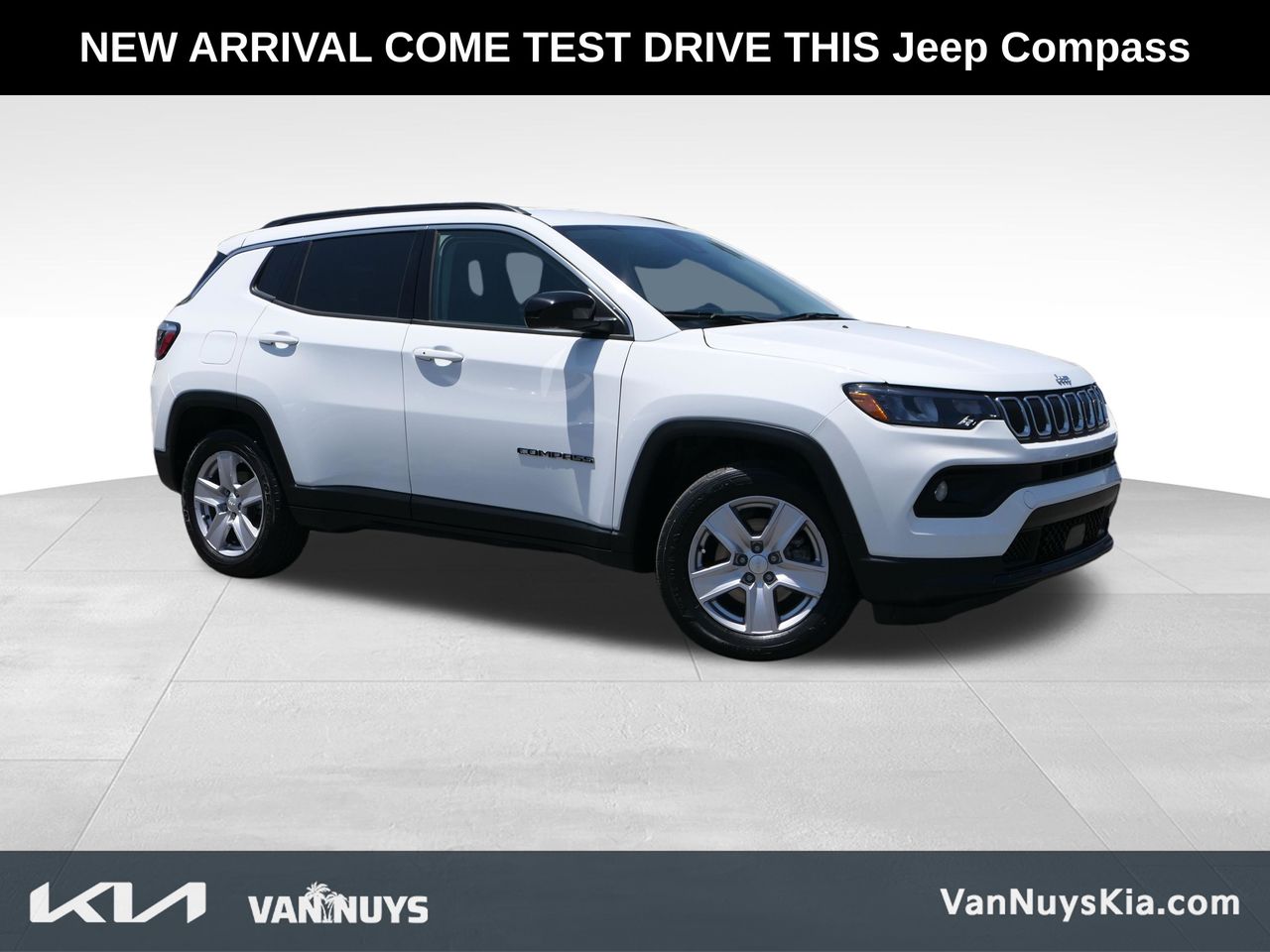 2022 Jeep Compass Latitude's photo