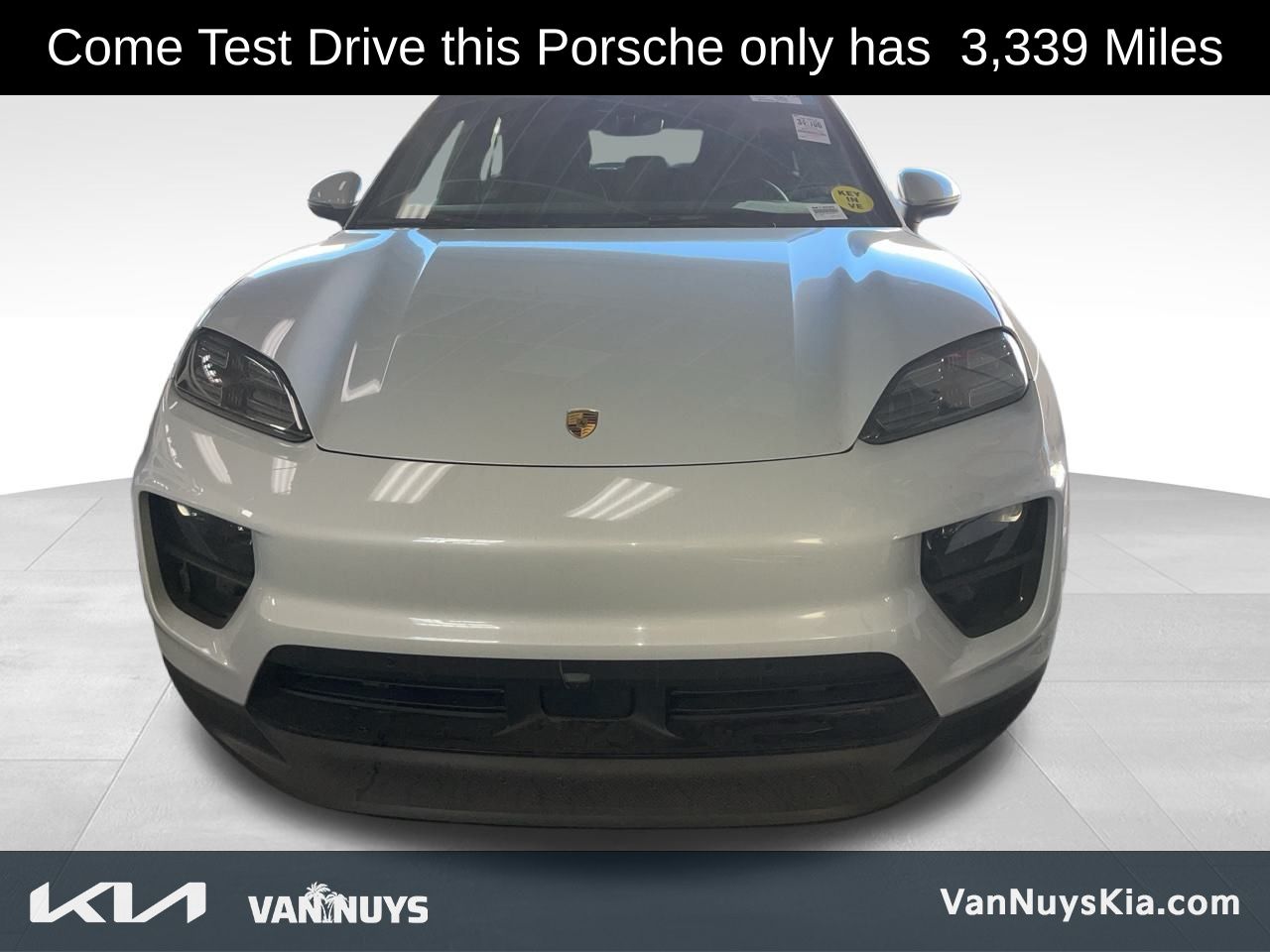 2024 Porsche Macan Base