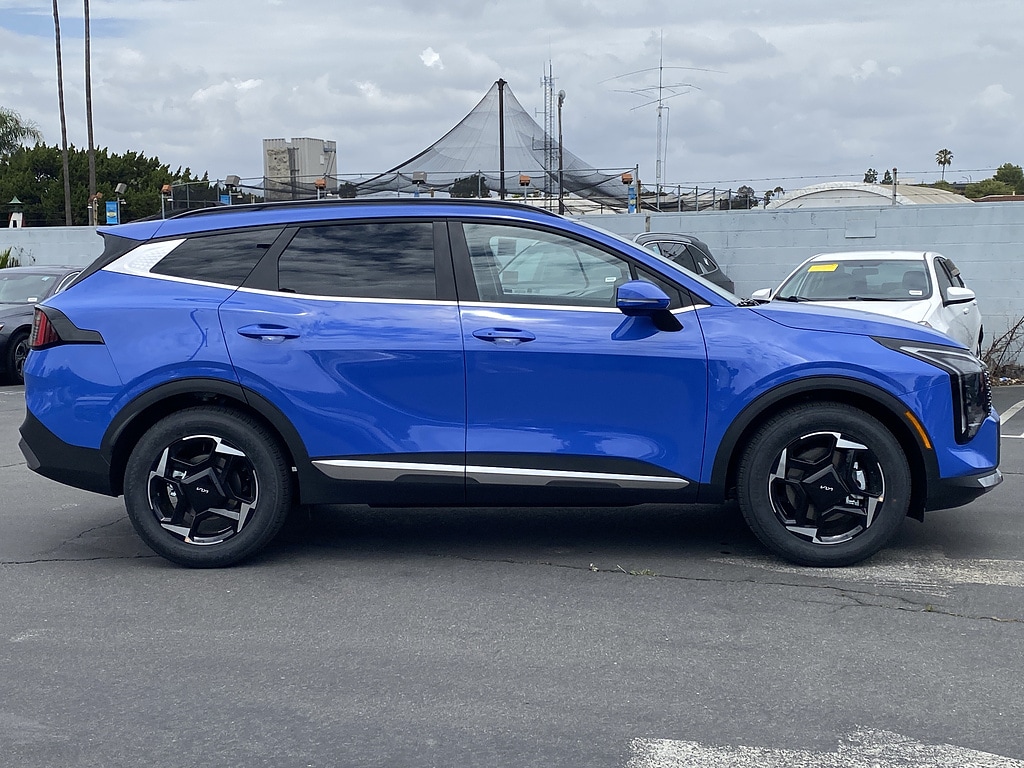 New 2026 Kia Sportage EX SUV