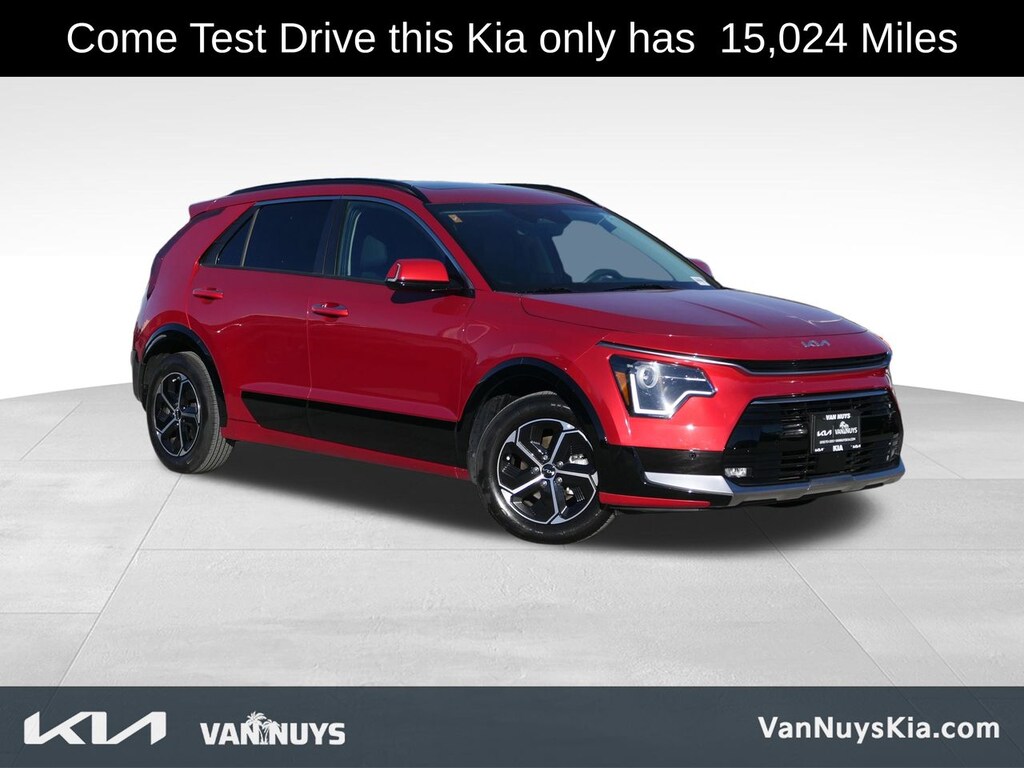 Used 2023 Kia Niro SX SUV