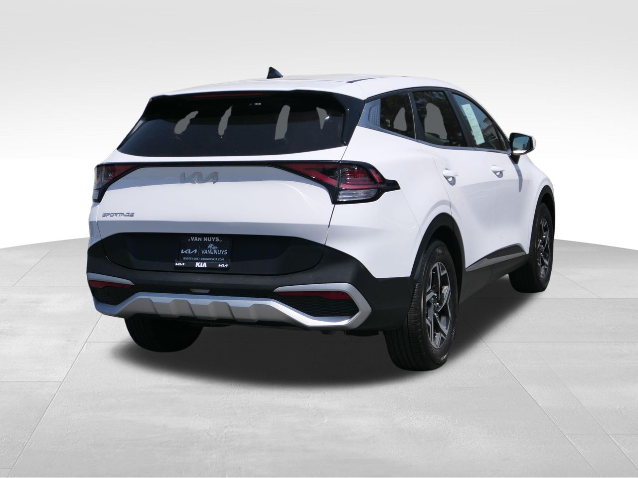 2025 Kia Sportage LX photo 2