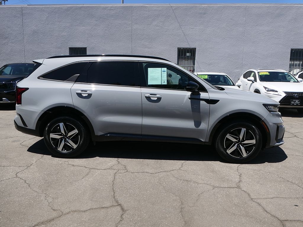 Used 2023 Kia Sorento EX SUV