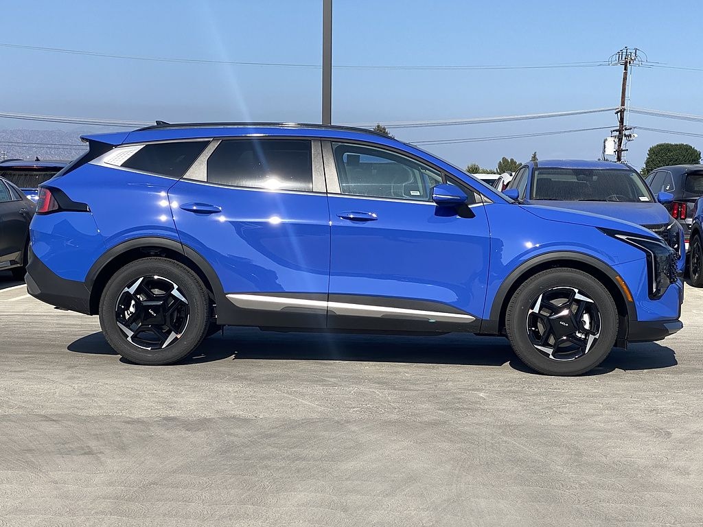 New 2026 Kia Sportage EX SUV