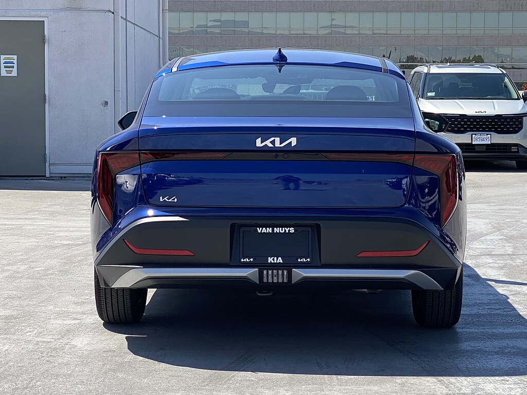 New 2026 Kia K4 LXS
