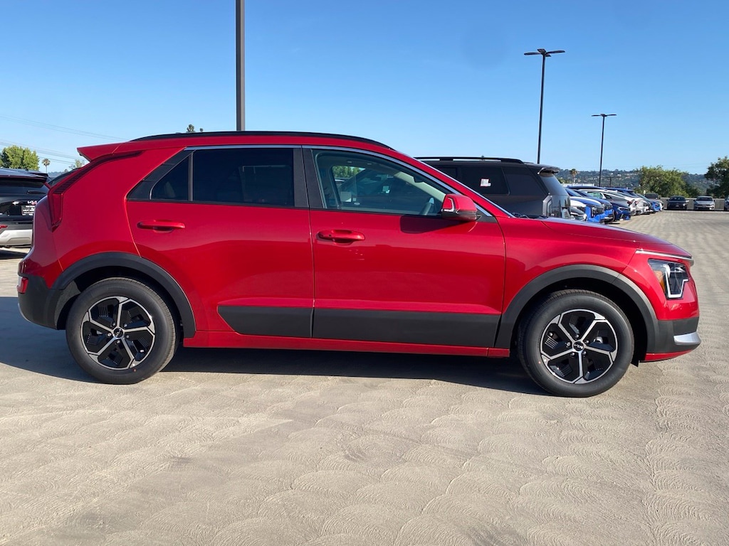 New 2026 Kia Niro EX SUV