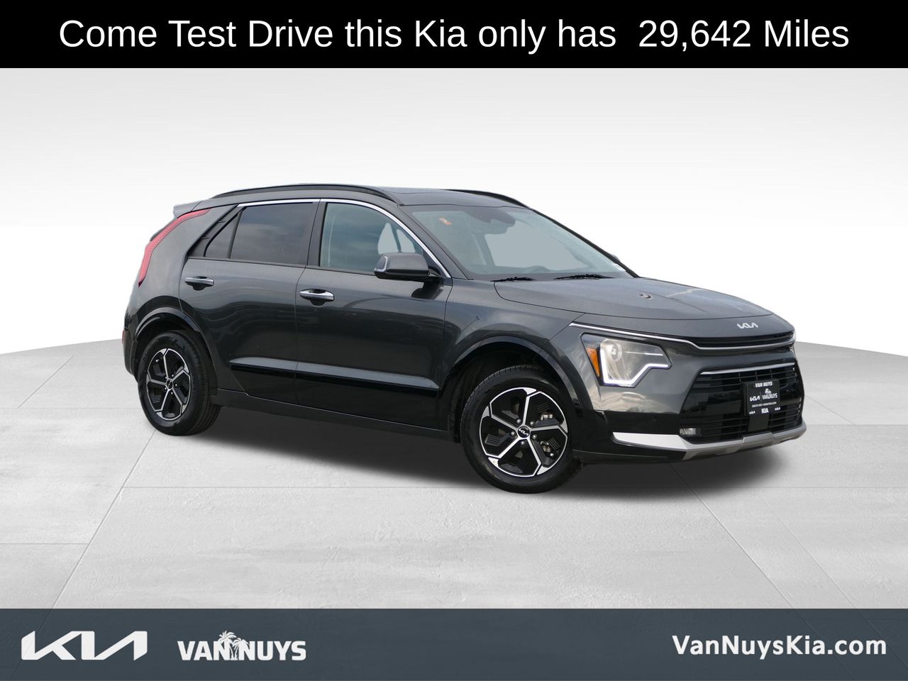 2023 Kia Niro SX