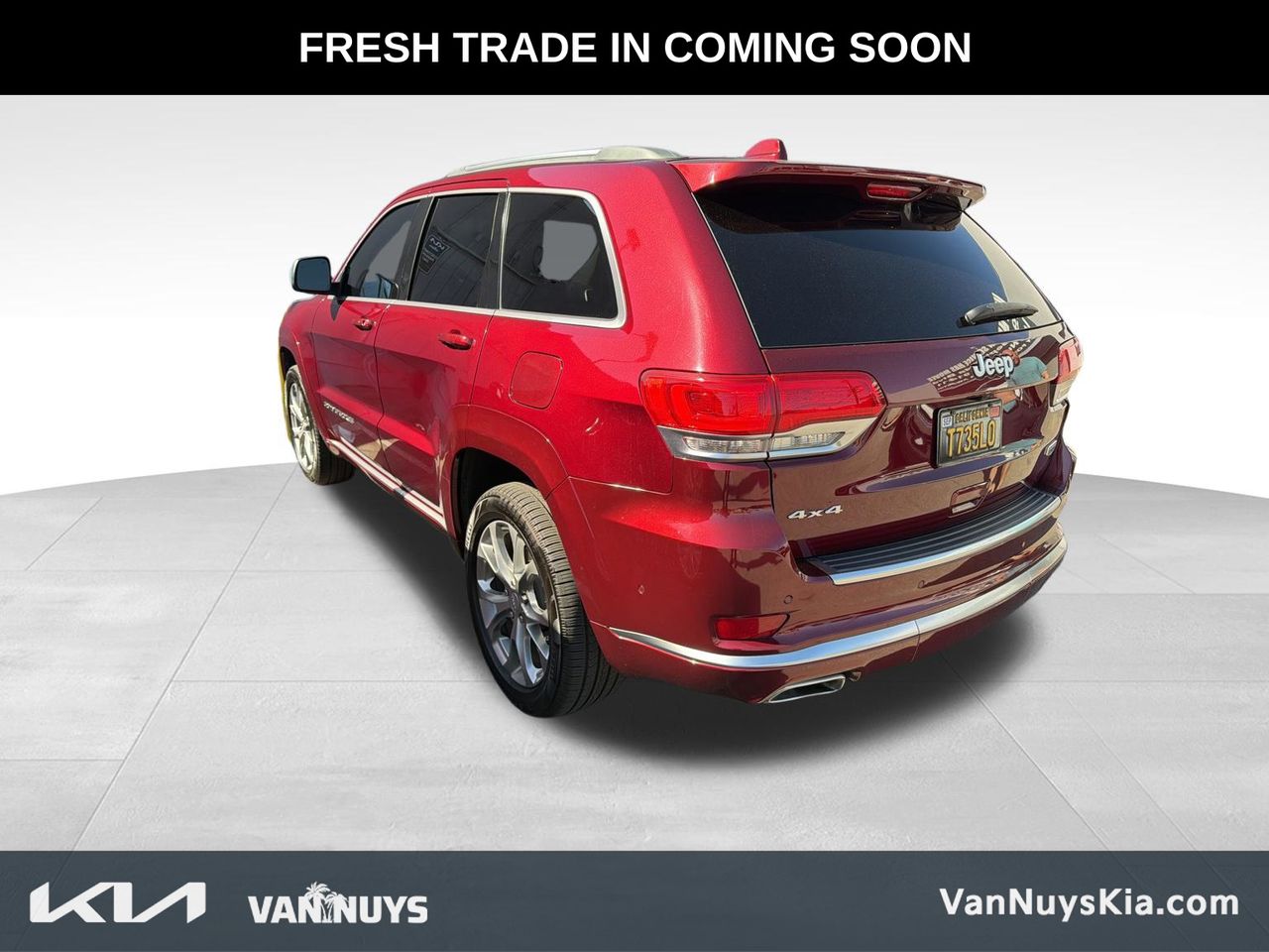 2019 Jeep Grand Cherokee Summit photo 3