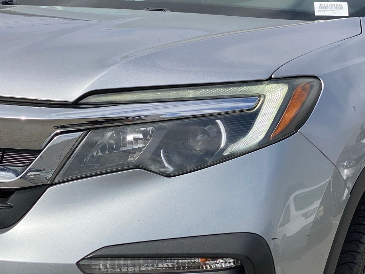 2020 Honda Pilot LX photo 3