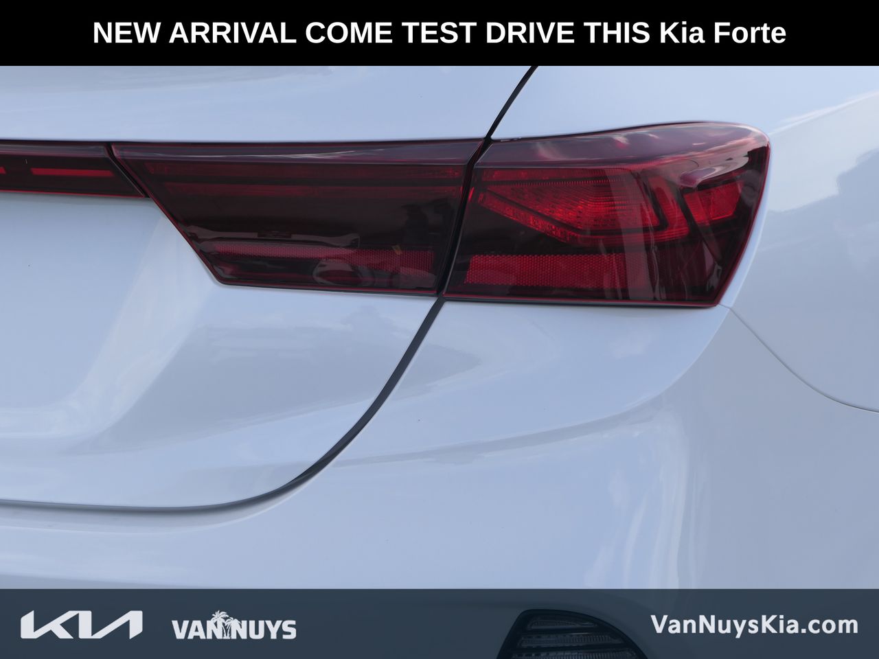 2023 Kia Forte LXS photo 4