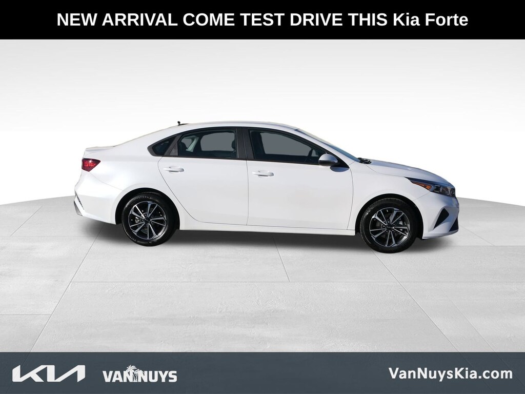 Used 2023 Kia Forte LXS Sedan