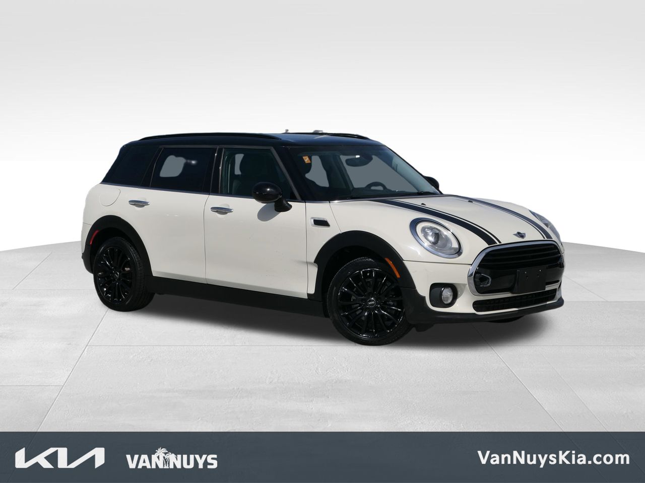 2018 MINI Clubman Base