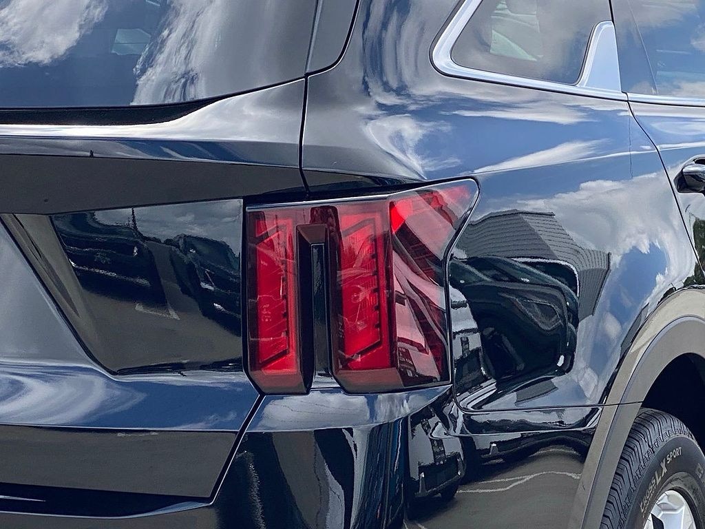 New 2026 Kia Sorento LX SUV