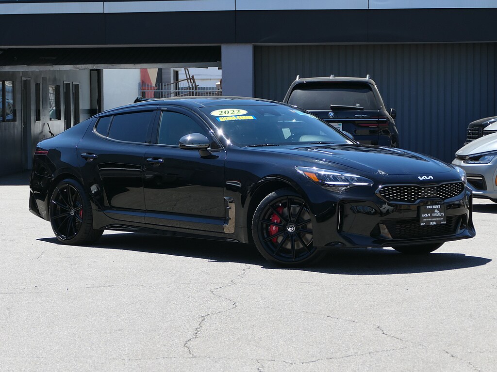 Used 2022 Kia Stinger GT1 Sedan