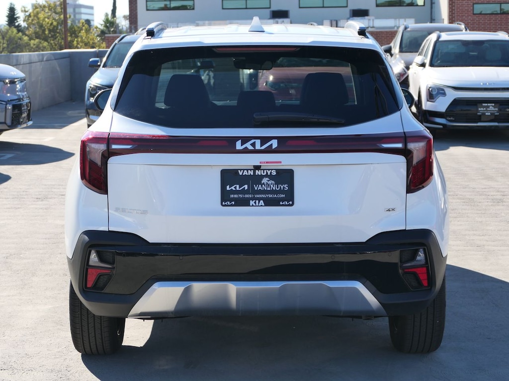 New 2026 Kia Seltos EX SUV