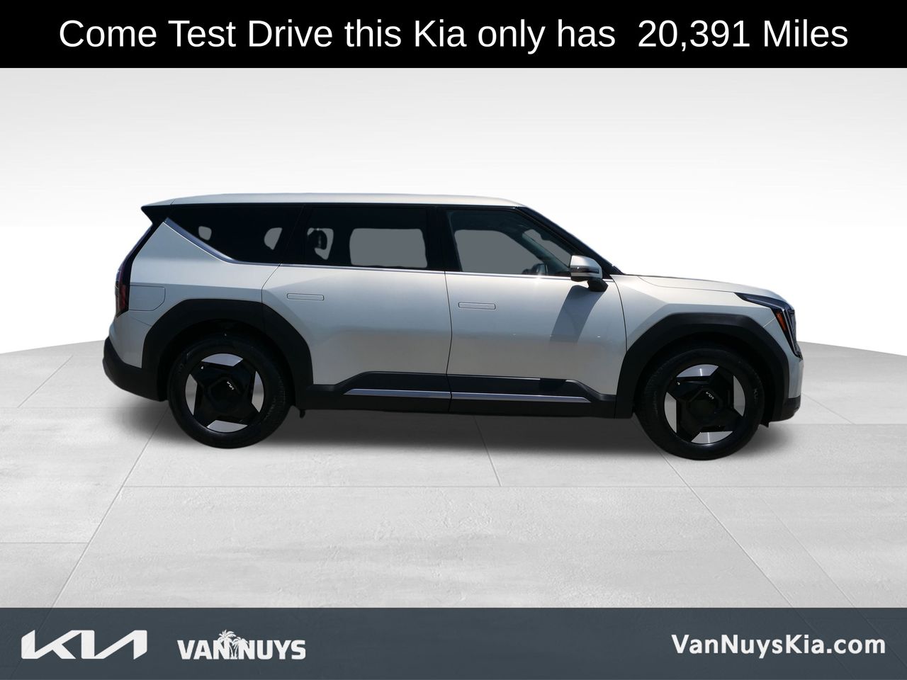 Used 2024 Kia Ev9 Light L/R with VIN KNDAB5S10R6028781 for sale in Los Angeles, CA