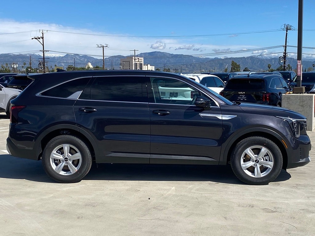 New 2026 Kia Sorento LX SUV