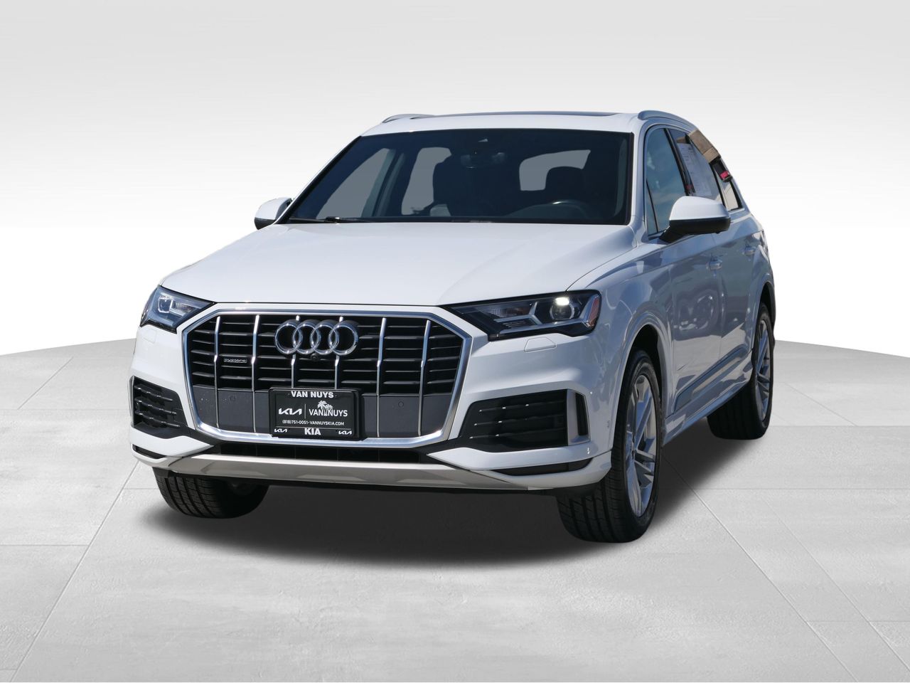 2021 Audi Q7 45 Premium photo 5