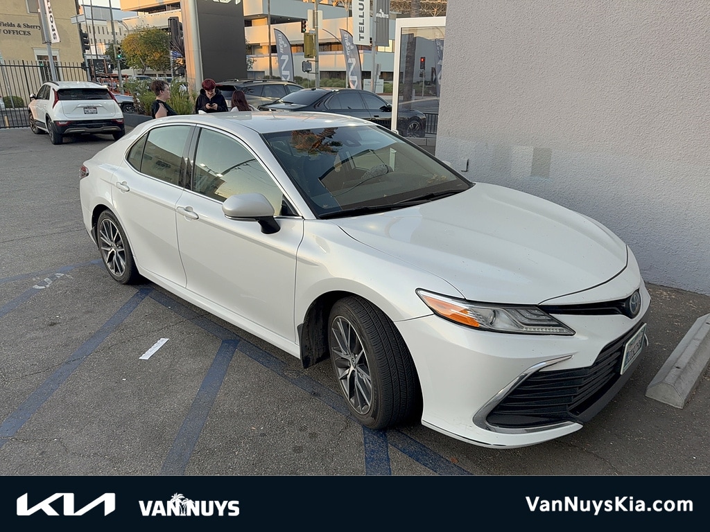 Used 2023 Toyota Camry Hybrid XLE Sedan