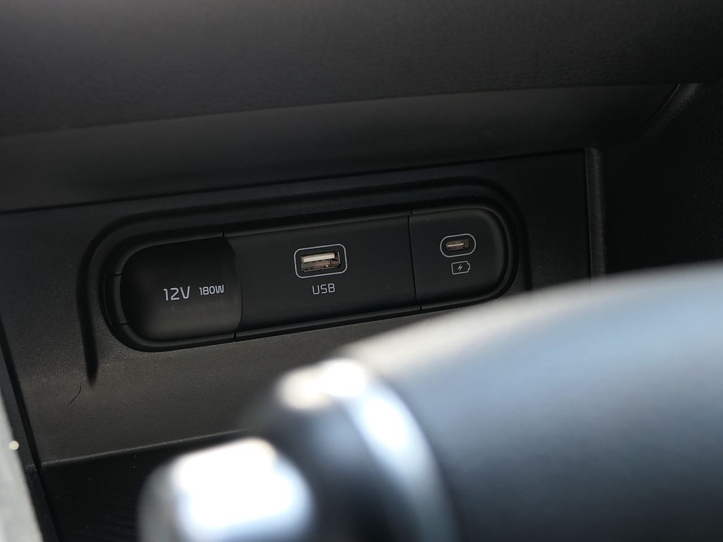 2025 Kia Sportage LX - Photo 19