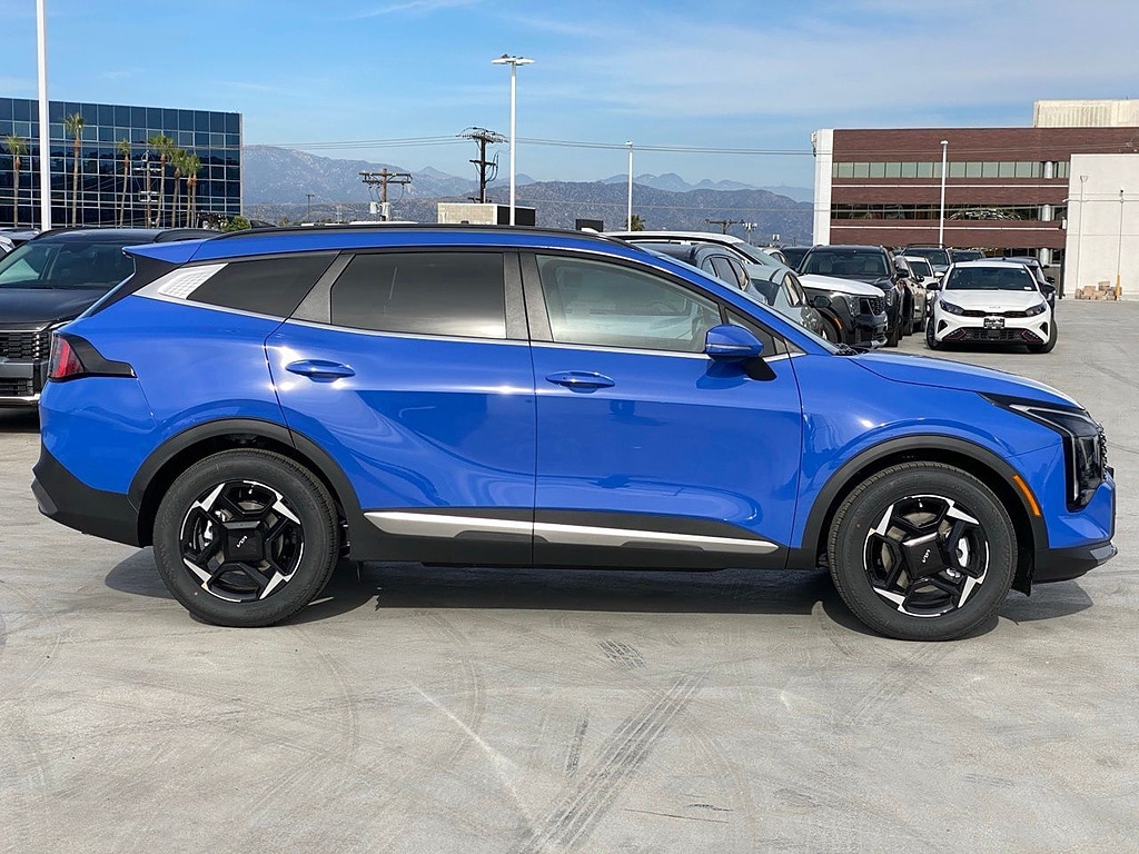 New 2026 Kia Sportage EX SUV
