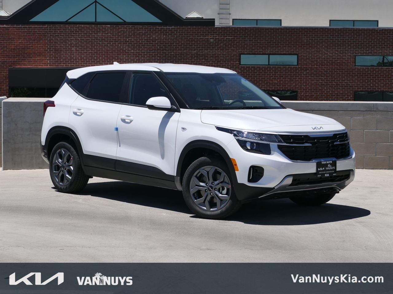 2026 Kia Seltos LX's photo