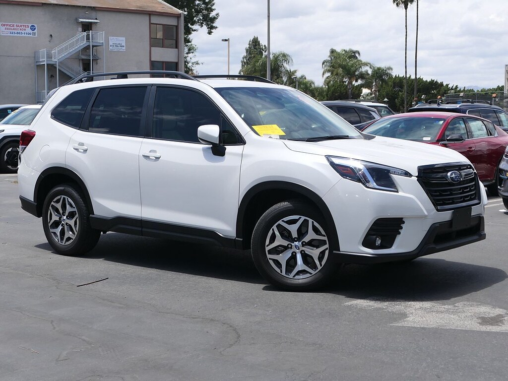 Used 2024 Subaru Forester Premium SUV