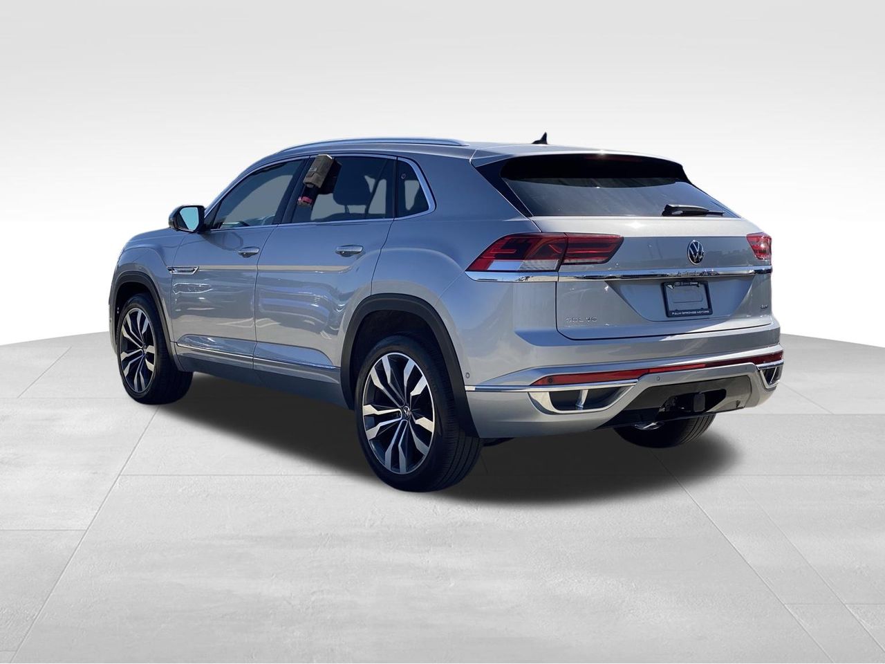 2023 Volkswagen Atlas Cross Sport 3.6L V6 SEL Premium R-Line photo 4