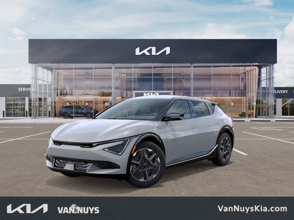 2025 Kia EV6 Light L/R's photo