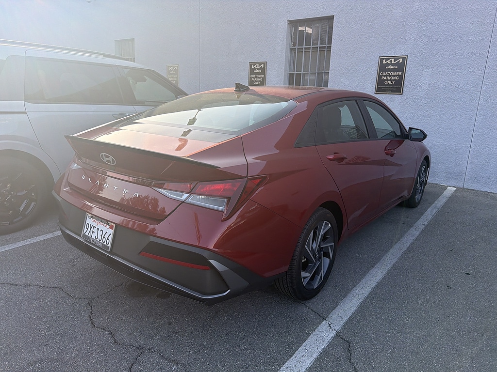Used 2025 Hyundai Elantra SEL Sport Sedan