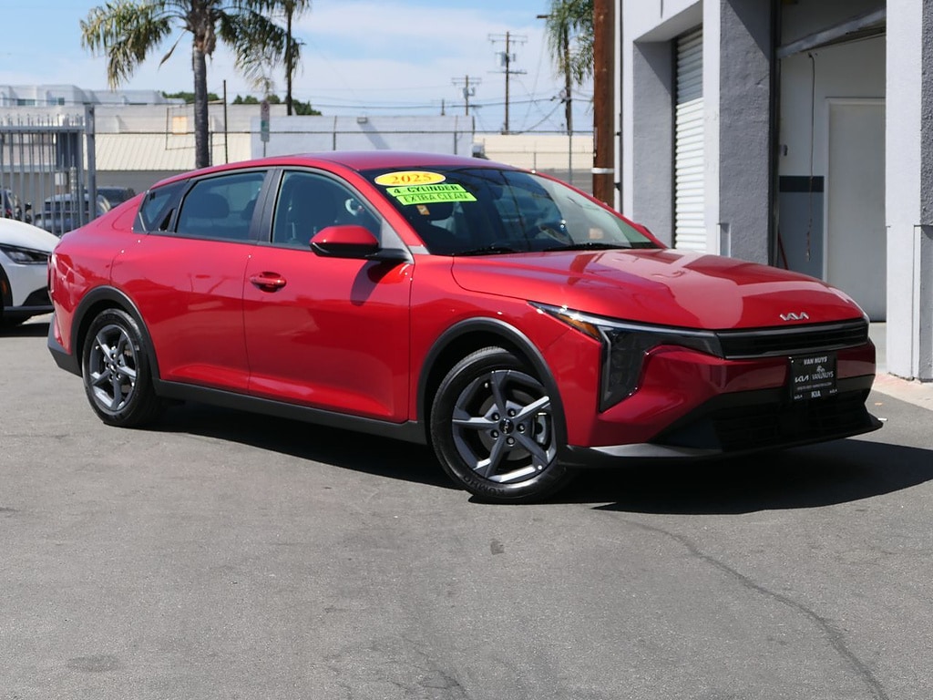 2025 Kia K4