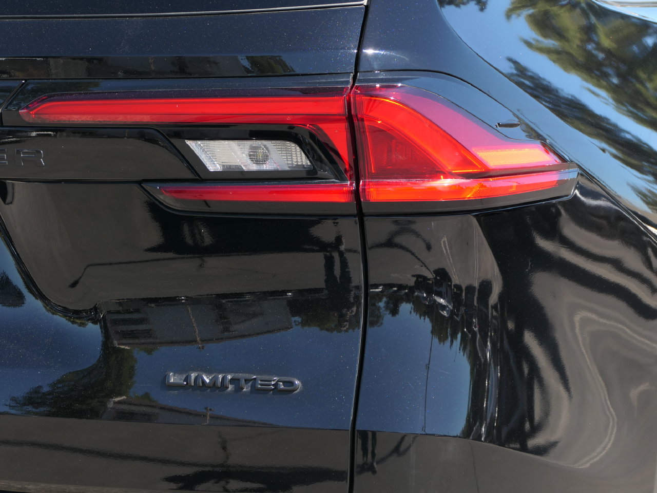 Used 2024 Toyota Grand Highlander Hybrid Limited SUV