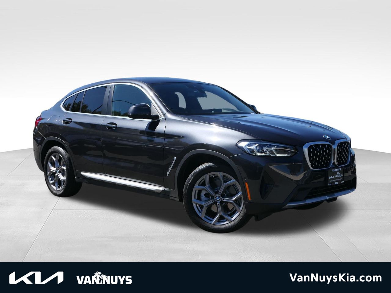 2025 BMW X4