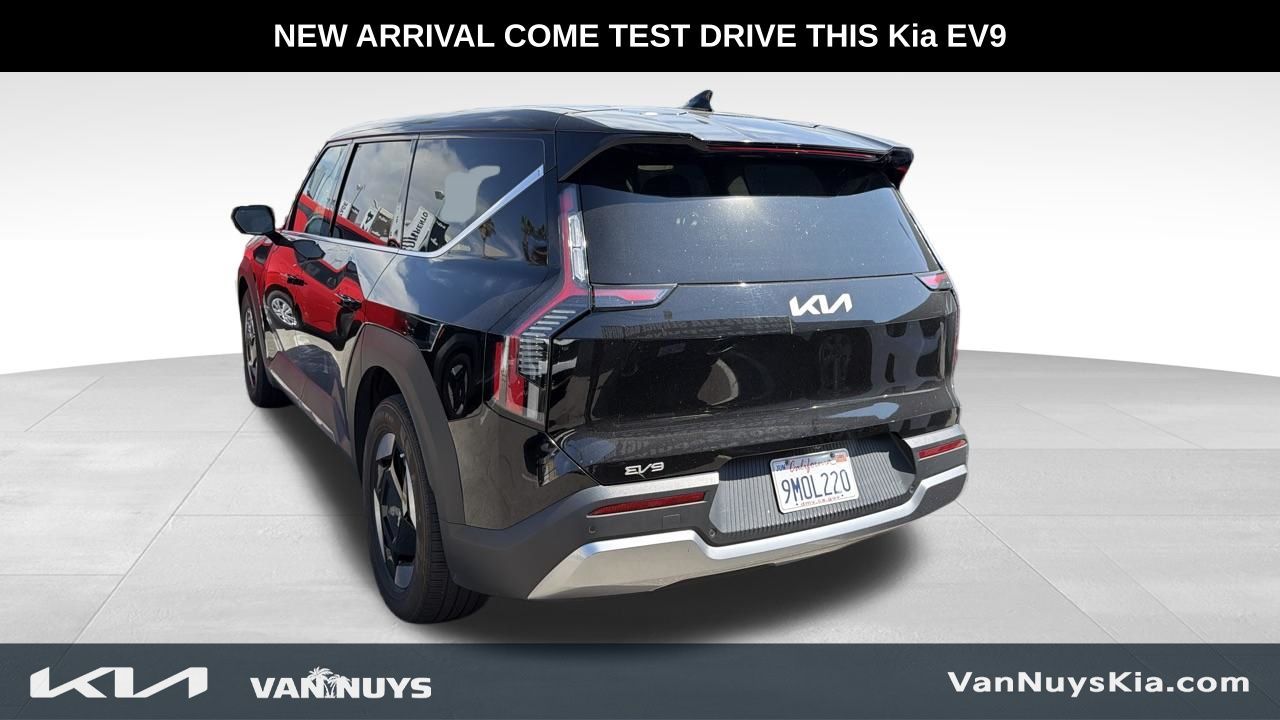 2024 Kia EV9 Light Long Range photo 2