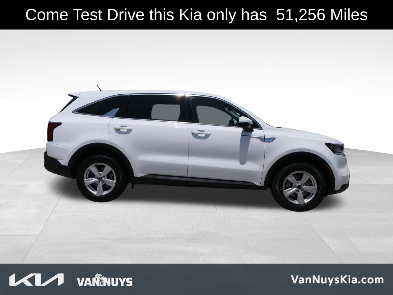 Used 2022 Kia Sorento LX with VIN 5XYRG4LC8NG119500 for sale in Los Angeles, CA