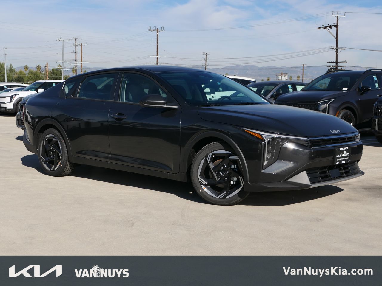 2025 Kia K4 EX's photo