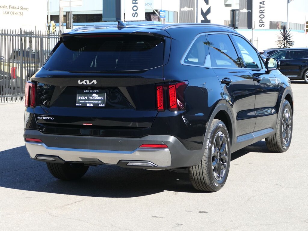 New 2026 Kia Sorento S SUV