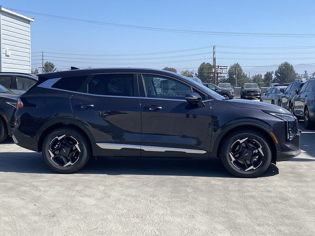 New 2026 Kia Sportage EX SUV