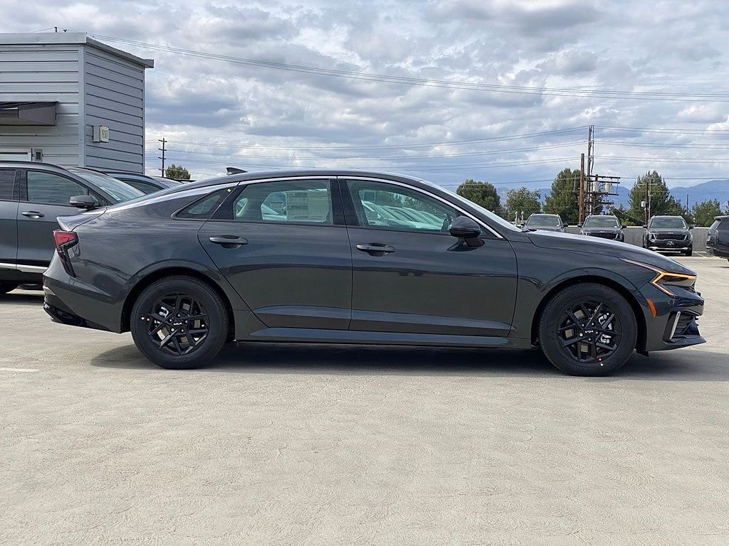 New 2026 Kia K5 LXS Sedan