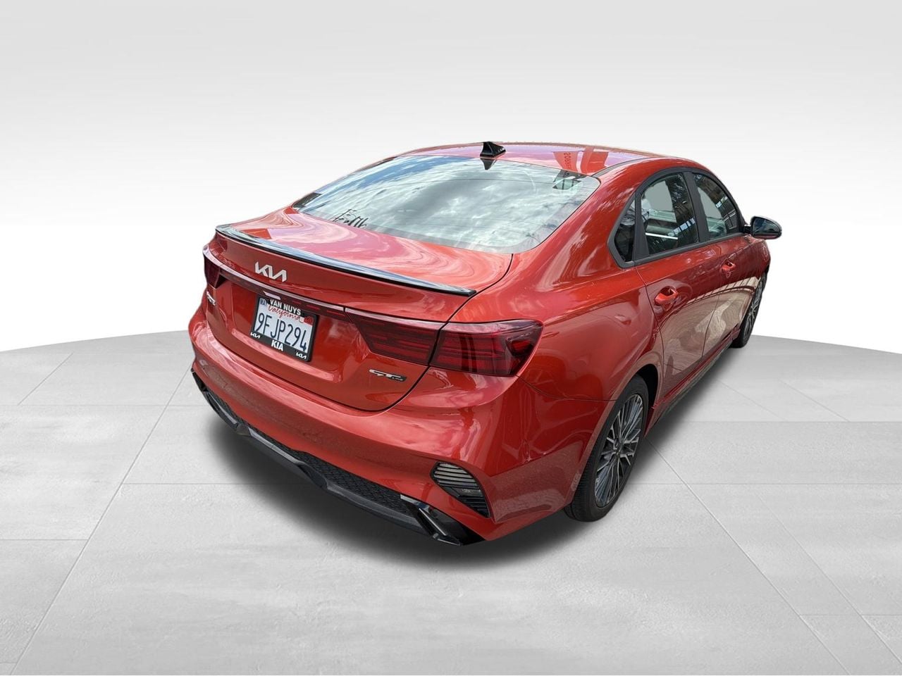 2023 Kia Forte GT-Line photo 4