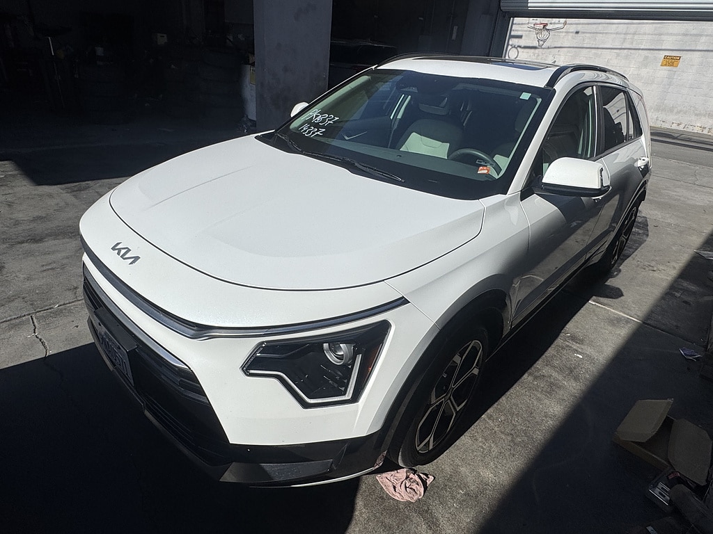 Certified 2024 Kia Niro EX SUV